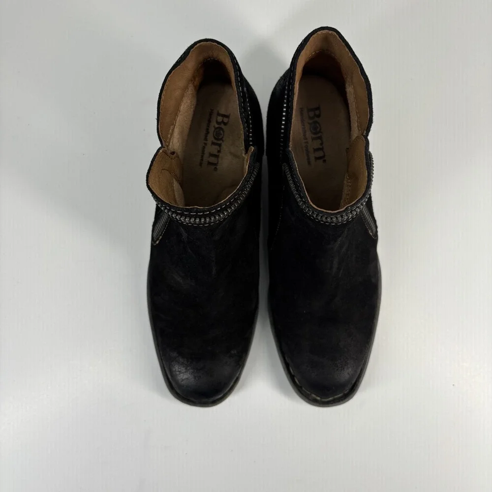 Born Malta Women's US 6.5M Black Distressed Suede Leather Zip Moto Bootie Casual